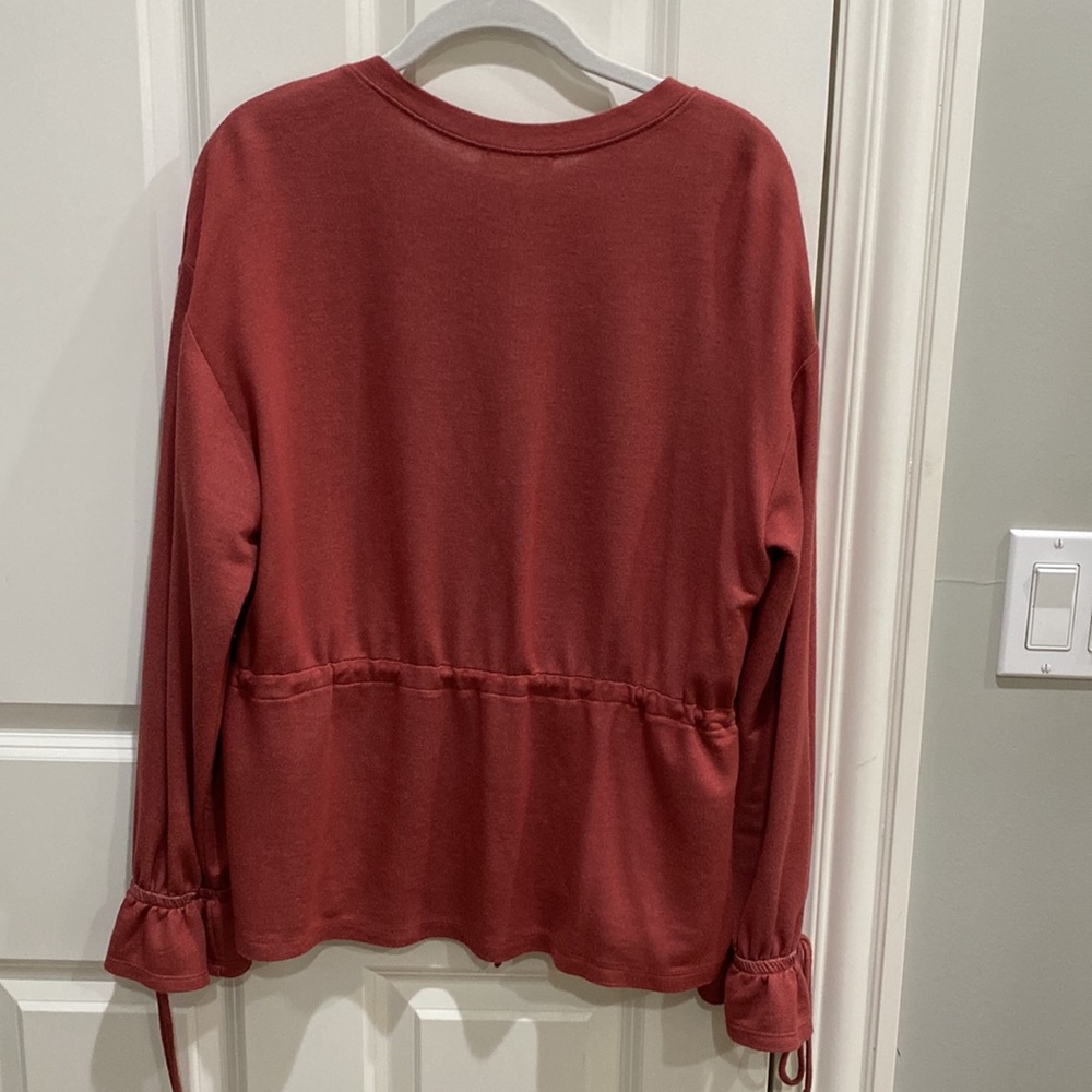 Sweater - Picture 3 of 3